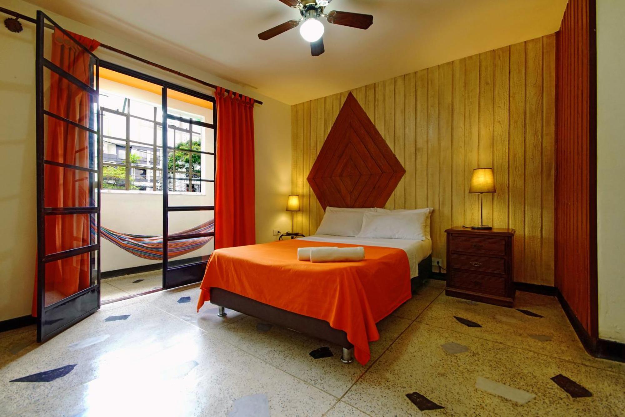 Ding-Dong Hostel Кали Екстериор снимка