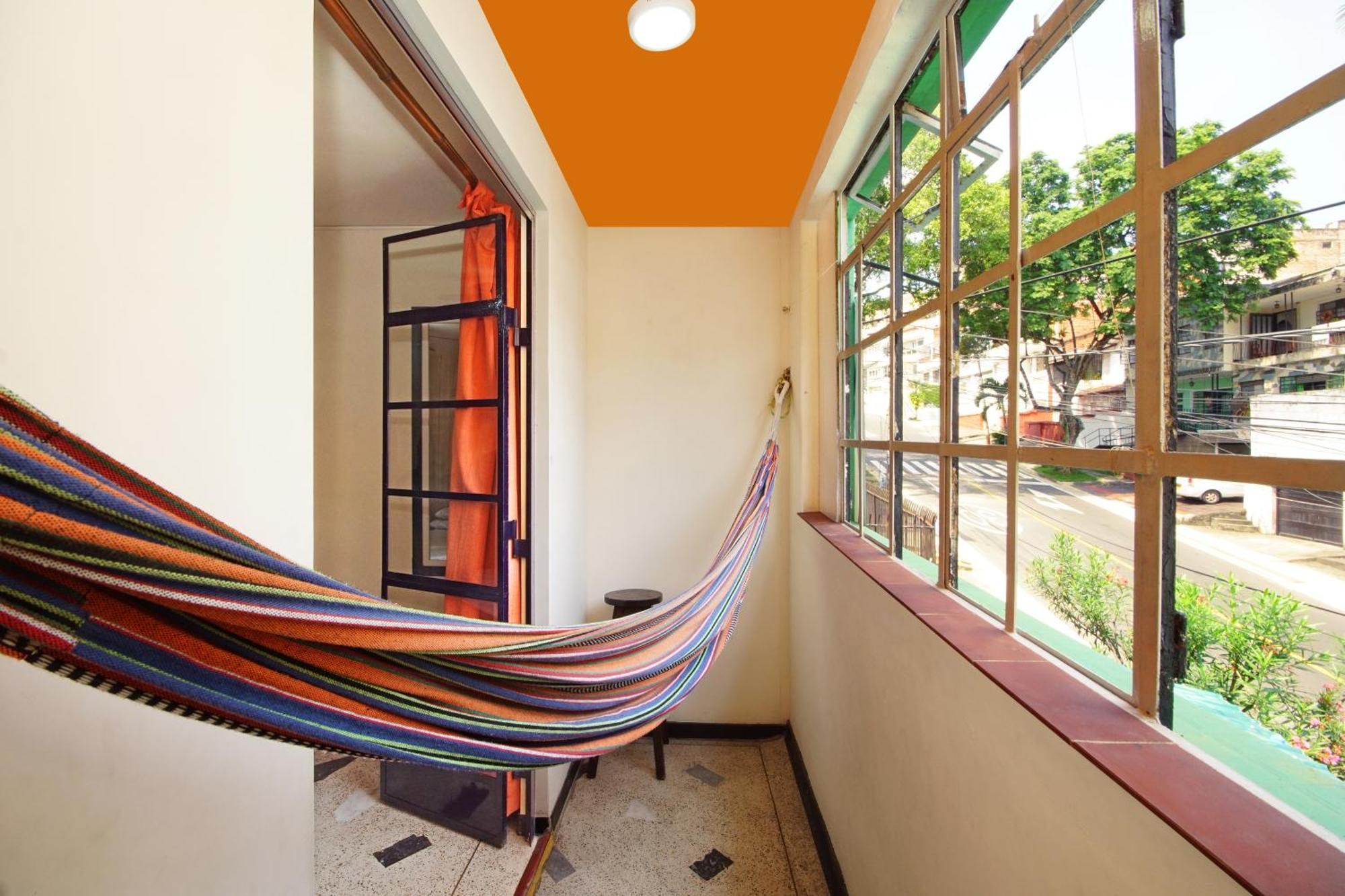 Ding-Dong Hostel Кали Екстериор снимка
