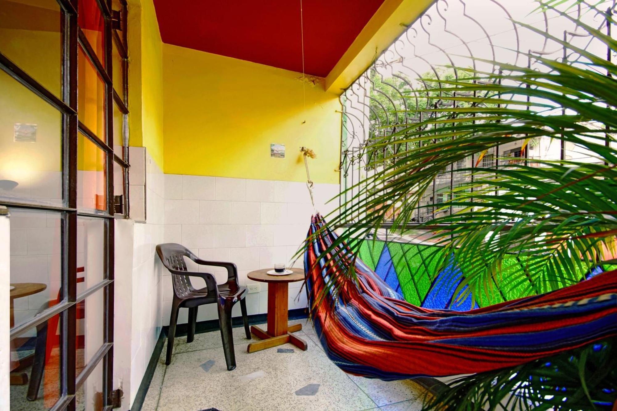 Ding-Dong Hostel Кали Екстериор снимка