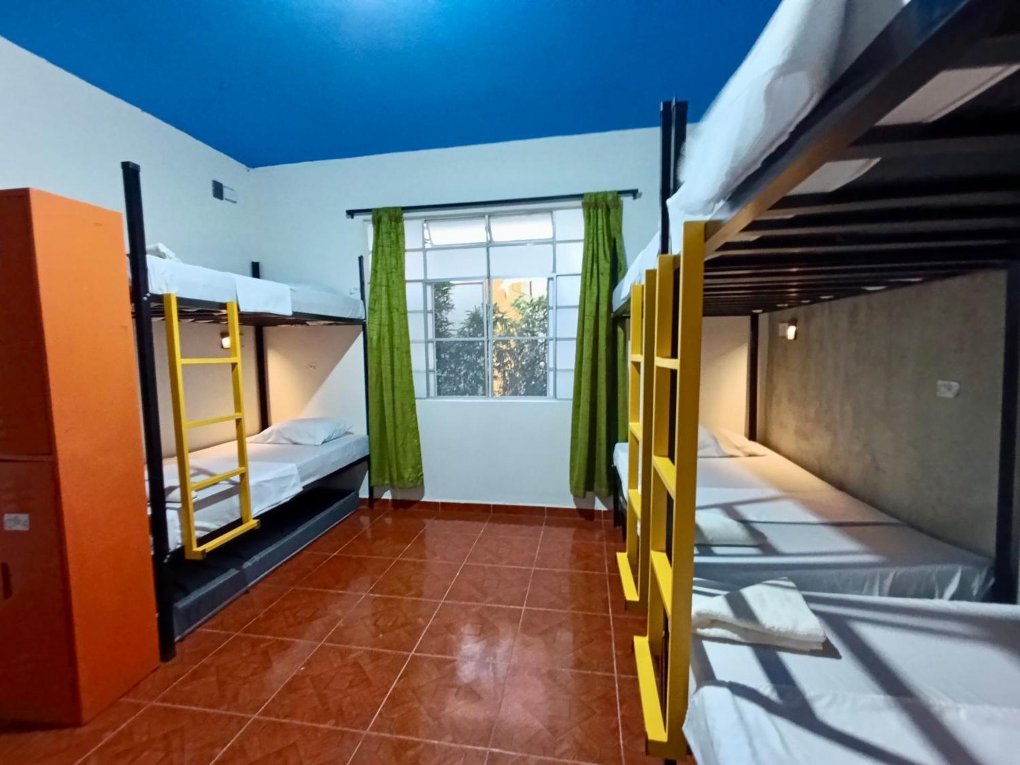 Ding-Dong Hostel Кали Екстериор снимка
